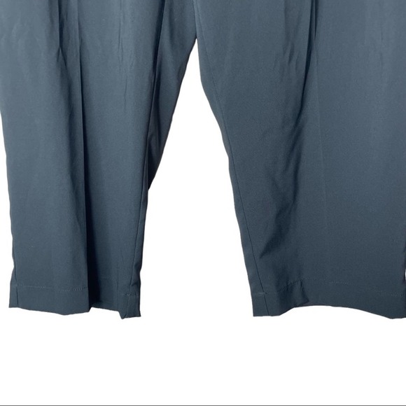 Nike Golf Womens Dri Fit Tournament Crop Pants Black 256860 size 10 EUC - Picture 9 of 12